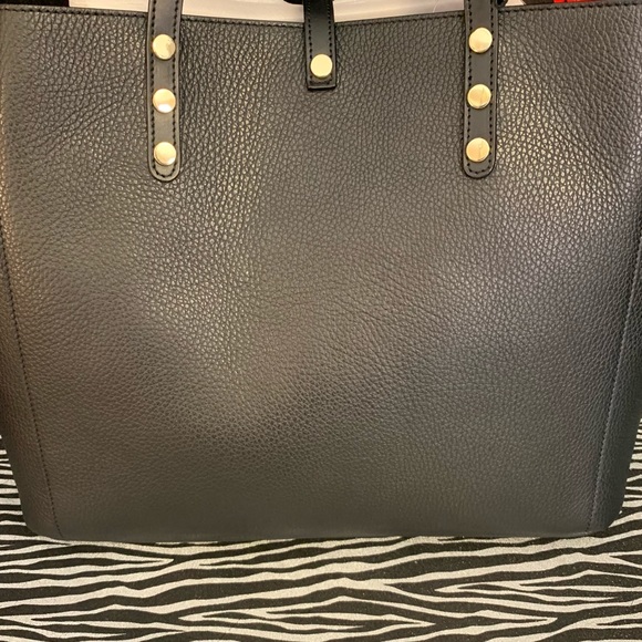 Valentina Fiore Italian Leather Tote - Picture 5 of 16